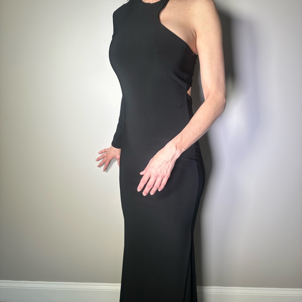 Club L London Black Asymmetric Maxi Dress - Picture 3 of 6